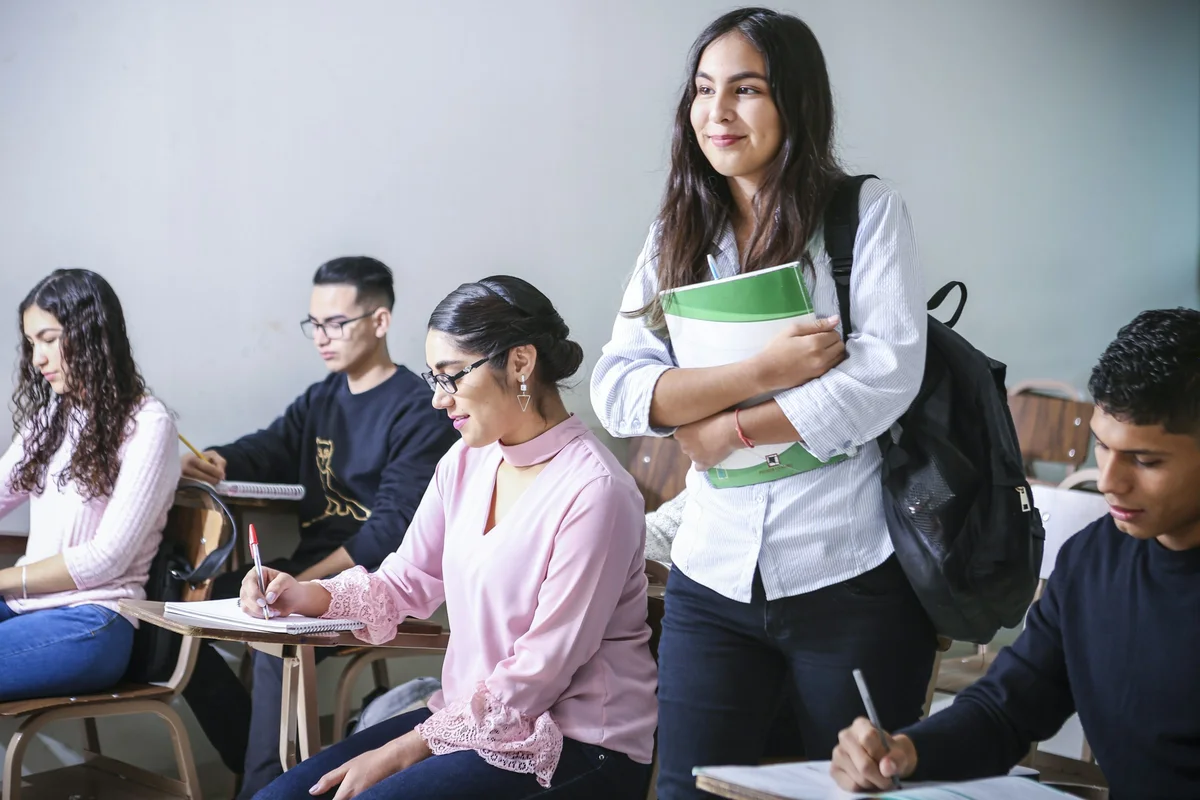 Luyện IELTS, tiếng Nhật, tiếng Hàn